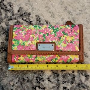 Floral wallet